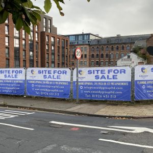 Hera Fence Banners